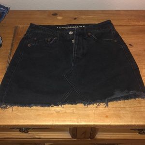 American eagle black denim skirt